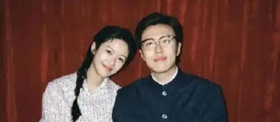 蒋诗萌上过三次央视春晚，全国观众都见过她这张脸，但没几个人叫得出她的名字。36岁这年，她演了一个东北