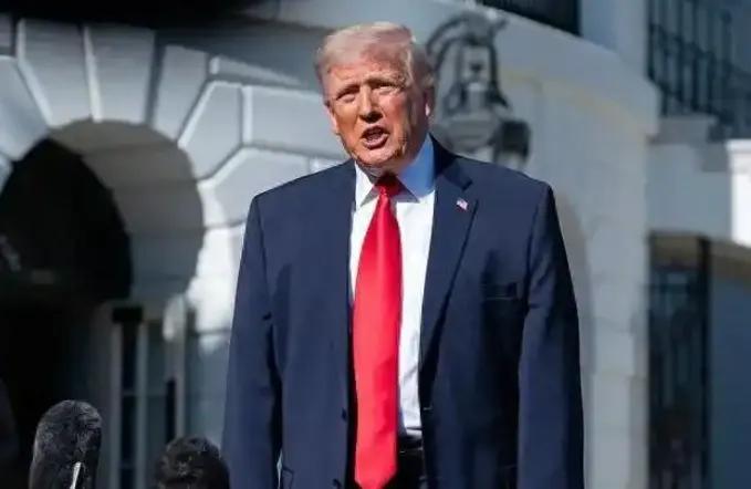 伊朗外长抛出一个惊天警告，真正想把美国拖入战争泥潭的根本不是伊朗，而是藏在背后的