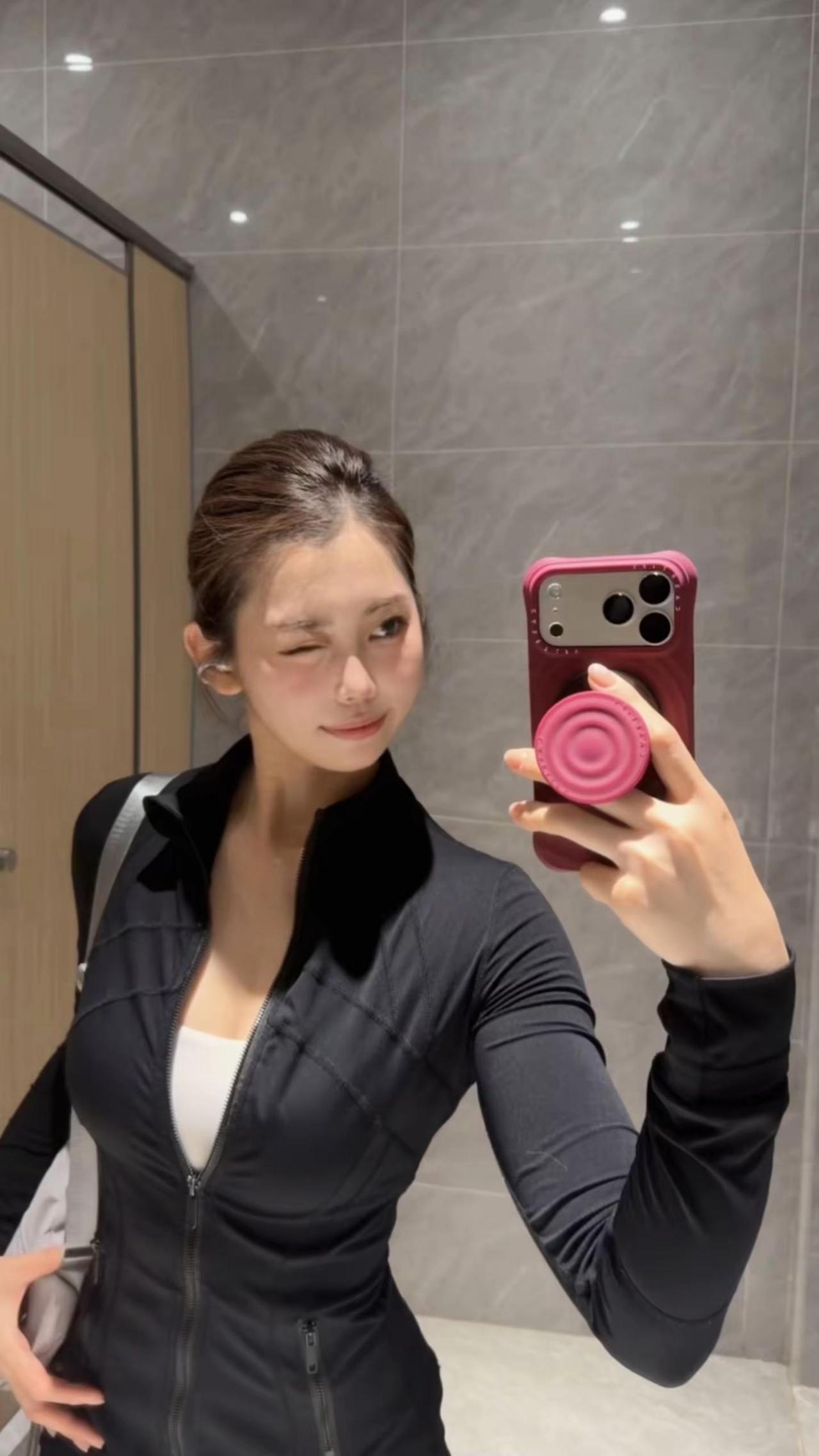 奉劝大家极速降温少运动免疫力会下降病毒容易入侵身体冬天是蓄肉长脂肪的