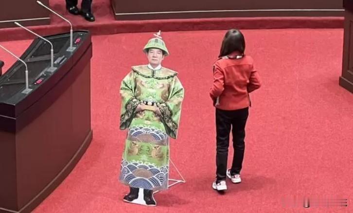 赖清德缺席但“赖皇现身”　蓝白甲动应战弹劾审查会立院今（21日）召开全院委员