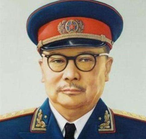 “特工之王”李克农，被美国人视为最可怕的敌人，一生从没有落泪，有一次却当着众人的