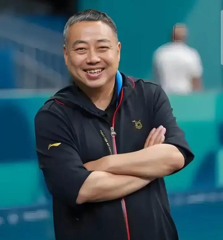 现在全网最高兴的就是刘国梁了吧不是因为他可以陪老婆女儿了，也不是因为他走向更高
