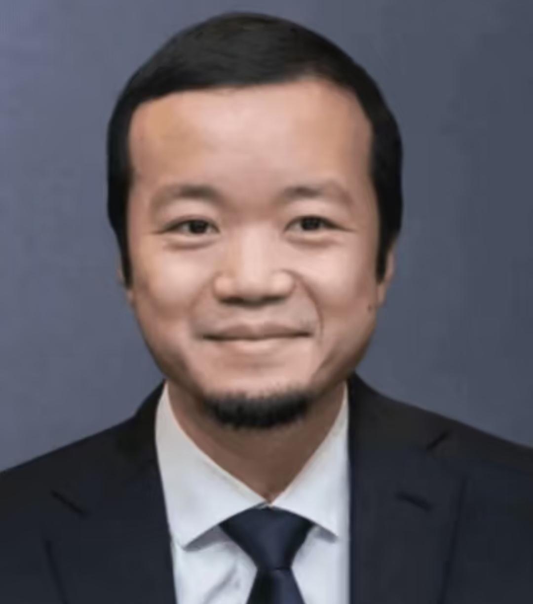 新加坡和英国警方一窝端了陈志的家提起陈志是谁，好多人可能不太了解，就是一个中