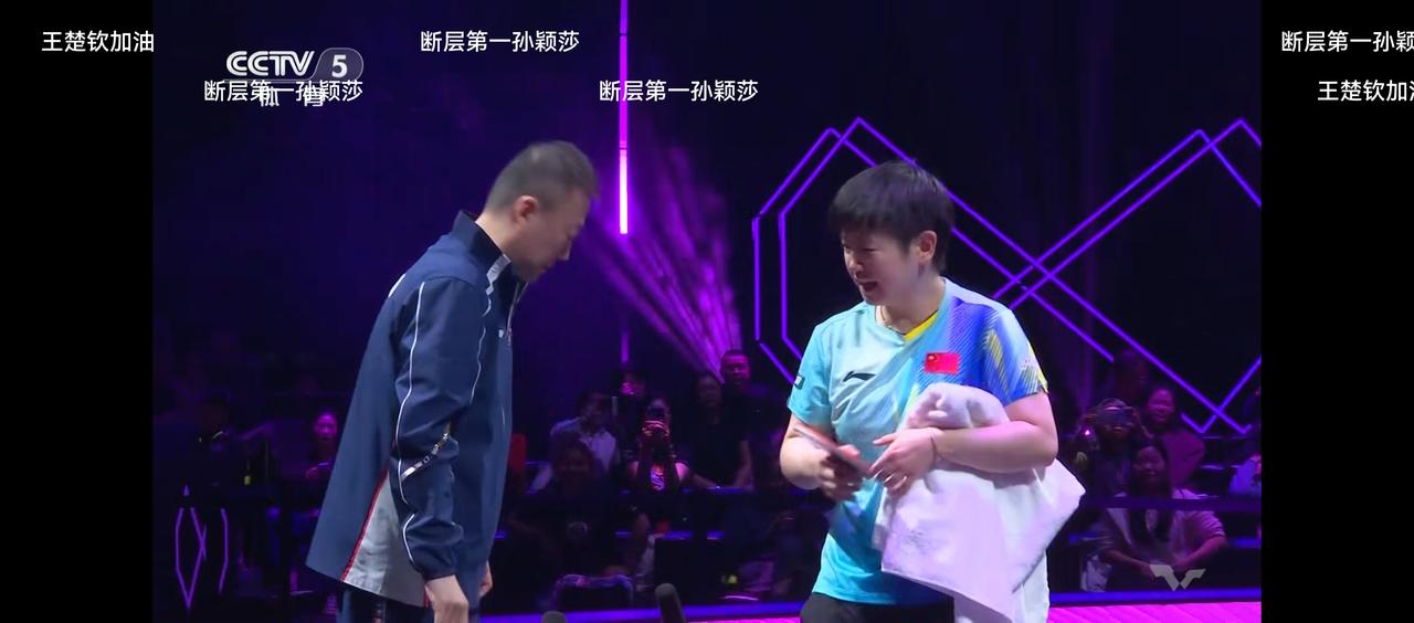 莎莎3:0开门红同时32分钟[大笑]蒯曼对老将用时18分钟，这两位状态都好，问题