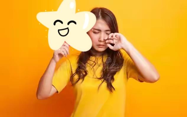 一位32岁的大龄剩女吐槽：我现在肠子都悔青了，谈了三年的男朋友，因为我要了20万