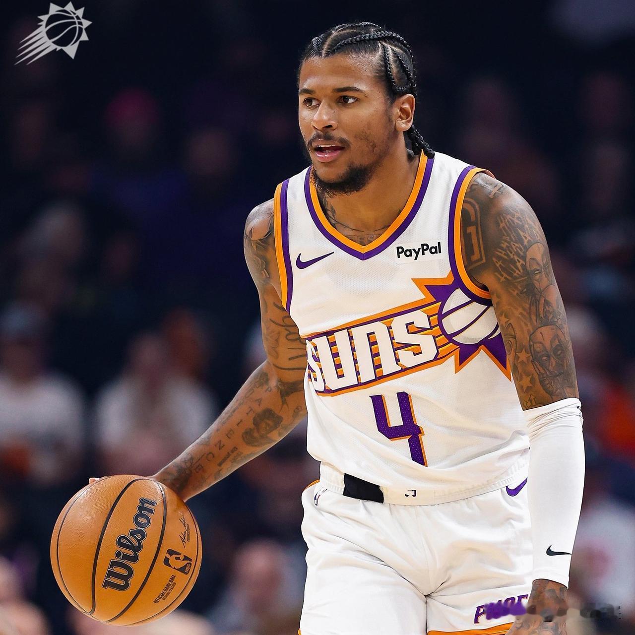 杰伦-格林的地位不保啊！据美媒Fullcourtpass报道，太阳、雄鹿都将成