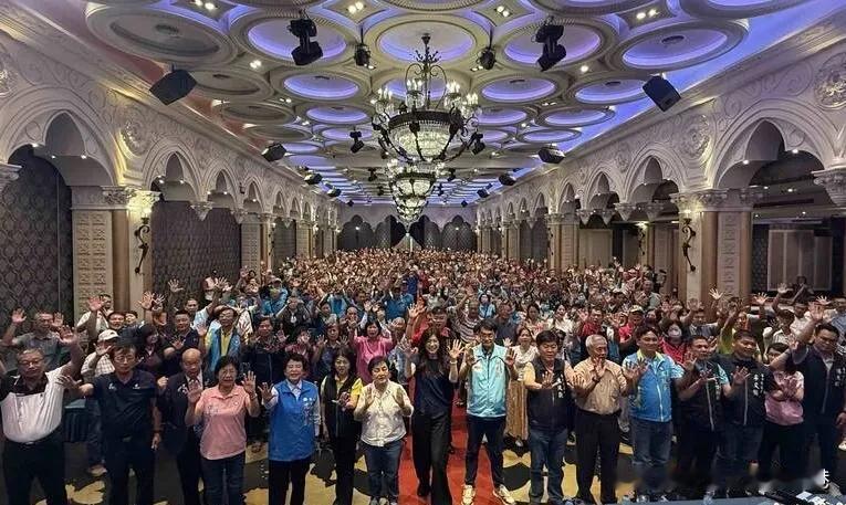 “国民党要选出首位女性主席，百年老党要交棒！“：国民党主席选举候选人郑丽文自己