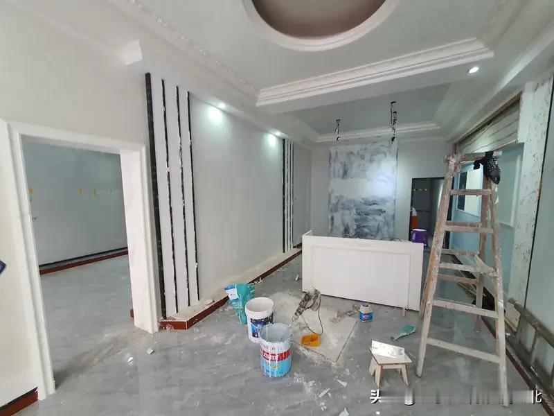 现在房地产不景气了，买房子的人少了，就连农村建房子的人也少了。想知道以前装修刮大