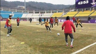 海港亚冠多名主力没有去韩国！难道要为备战超级杯蓄力吗？作为三连冠海港为何每次亚冠