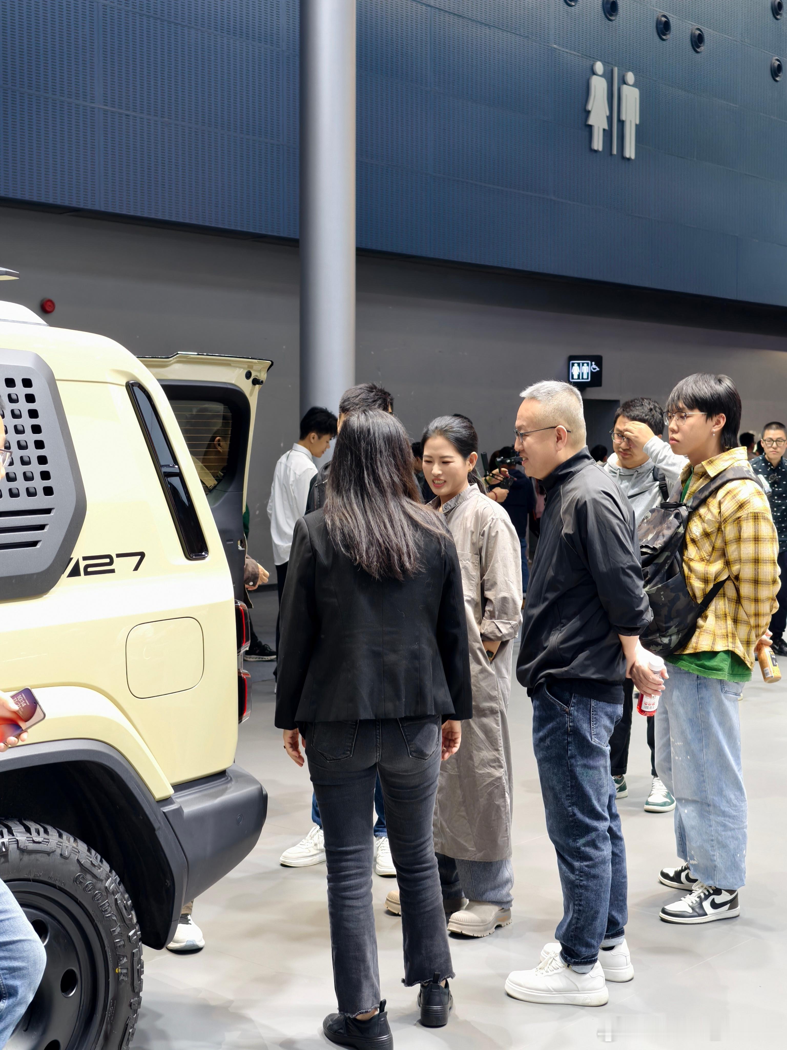 据说这是长城刘亦菲