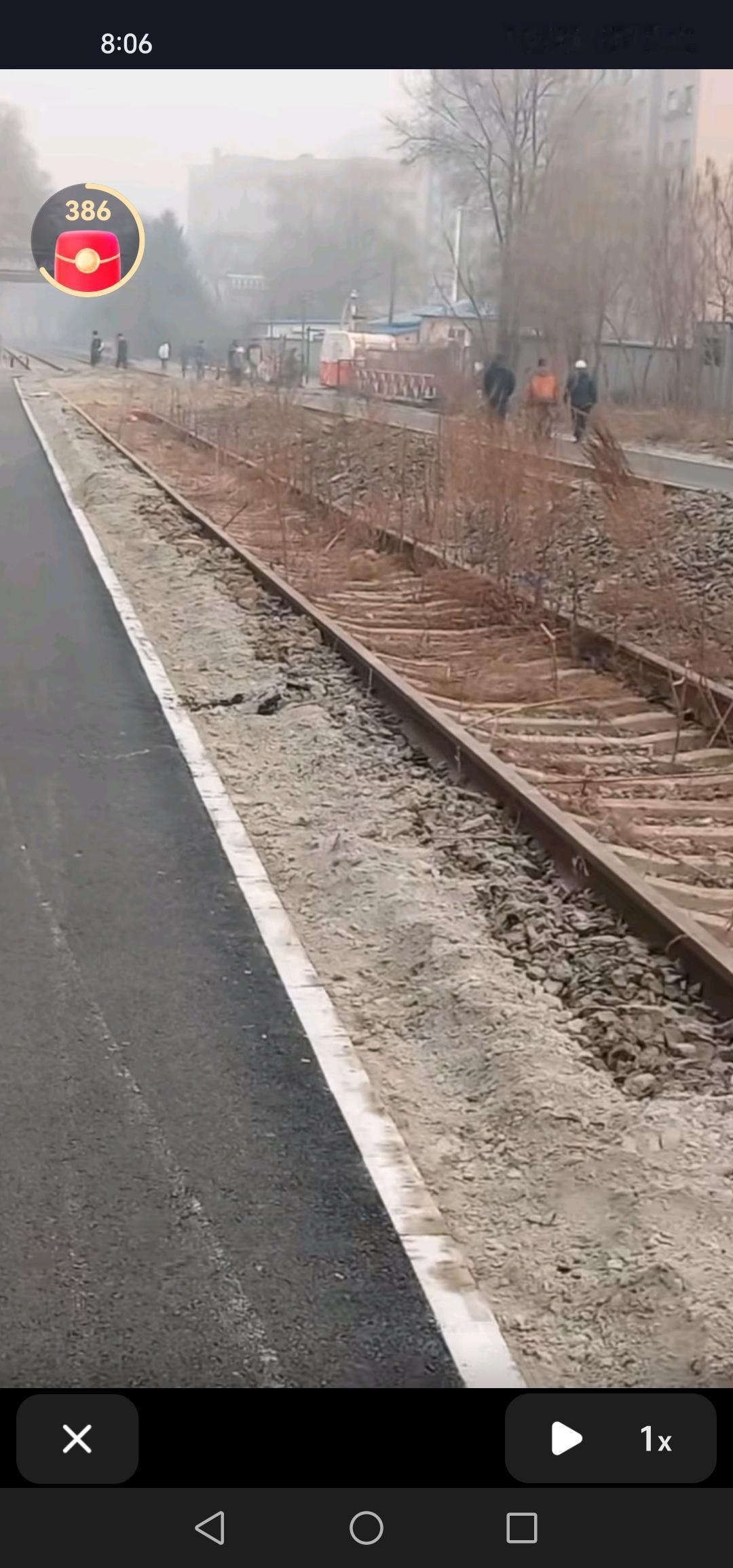 太棒了！吉林市吉海铁路平山街至西安路段已顺利完工，周边居民日后出行将更为便捷。