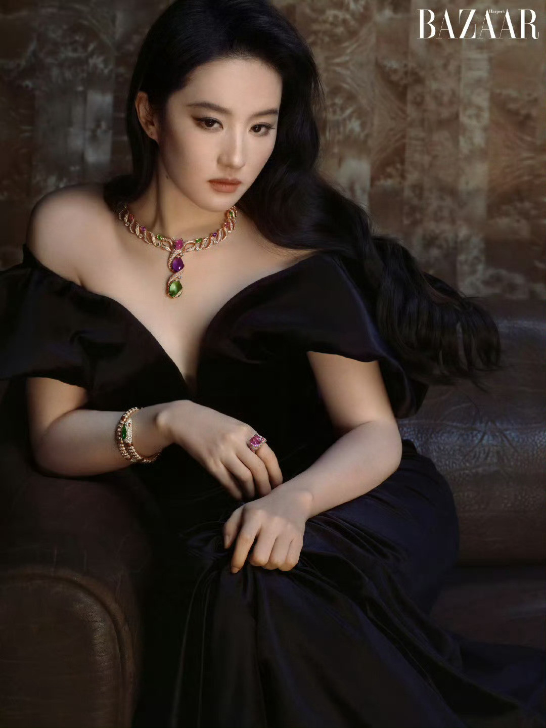 刘亦菲豹纹大衣｜复古摩登的大女人格调🐆