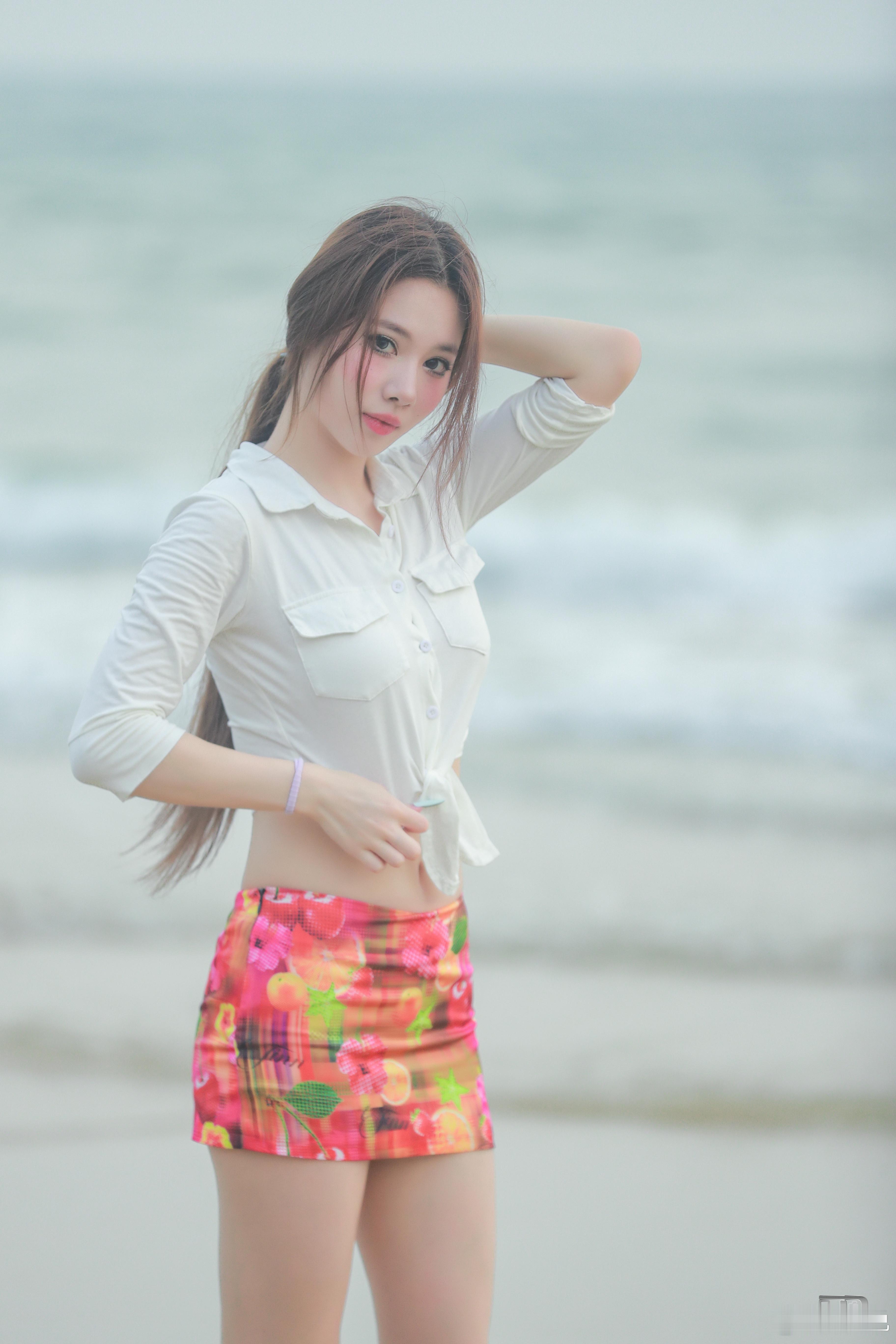 车模 街拍 摄影 时尚摄影 时尚街拍 模特 美女三亚约拍网红劳动快乐