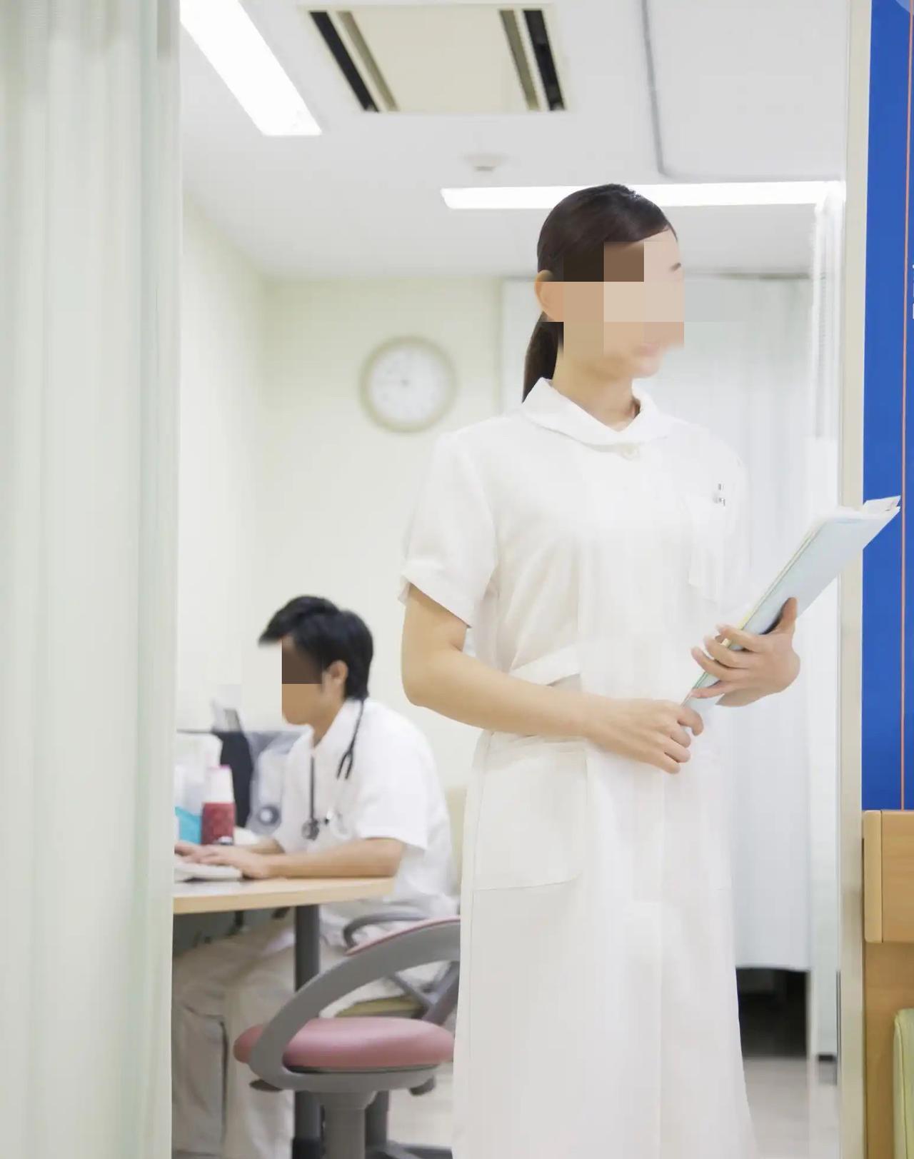 浙江温州，23岁女护士毕业后，在一家卫生室上班。工作期间，一男医生见她年轻漂亮，
