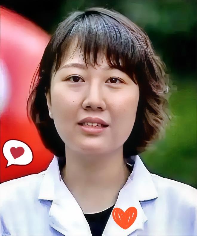 43岁离异带娃，熬到主任医师的位置，终究栽在了已婚副院长的暧昧里。不少人骂