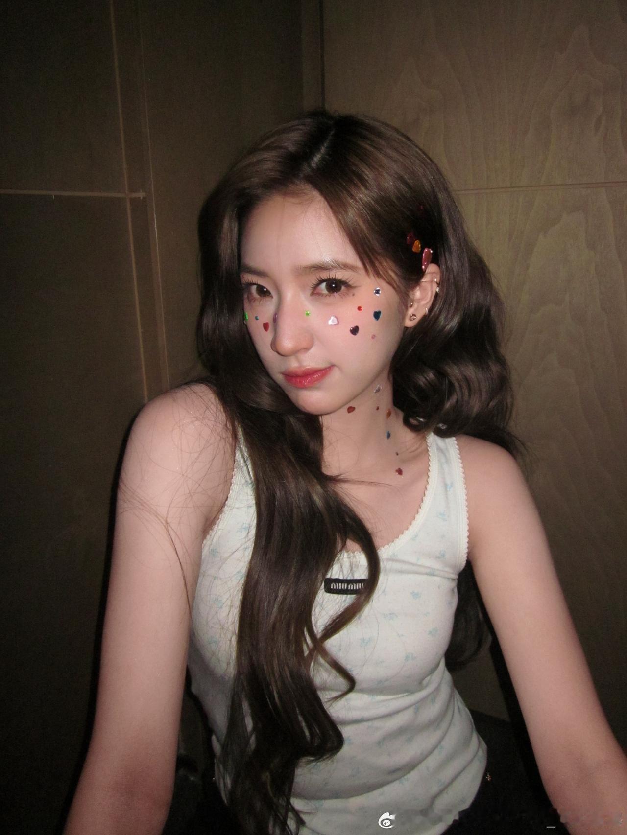 喜欢这个blingbling的娣娣😘欧阳娣娣