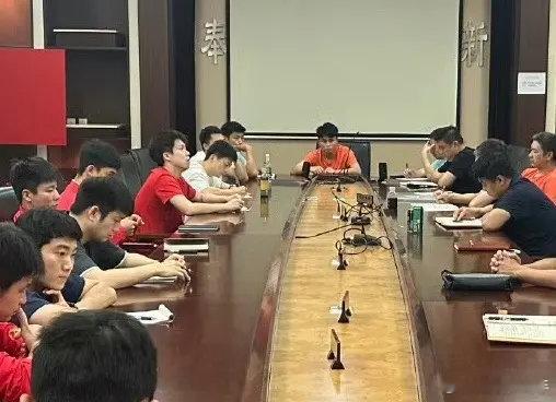 明明巴黎过后还不到一年，这个少年到底经历了什么样的洗礼王楚钦左手不是枷锁​​​
