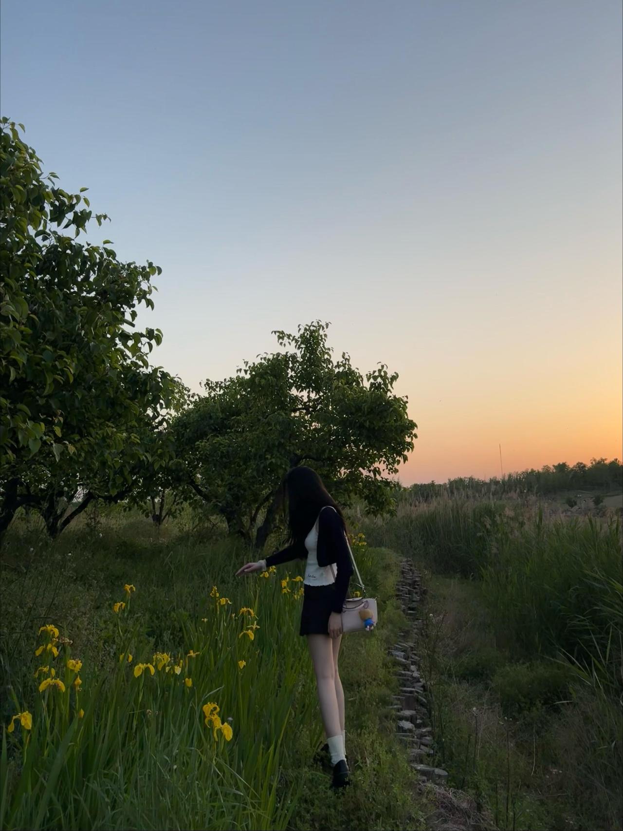 为什么出过轨的女人，下次换个男的来，她照样愿意给？因为在她眼里，这不是背