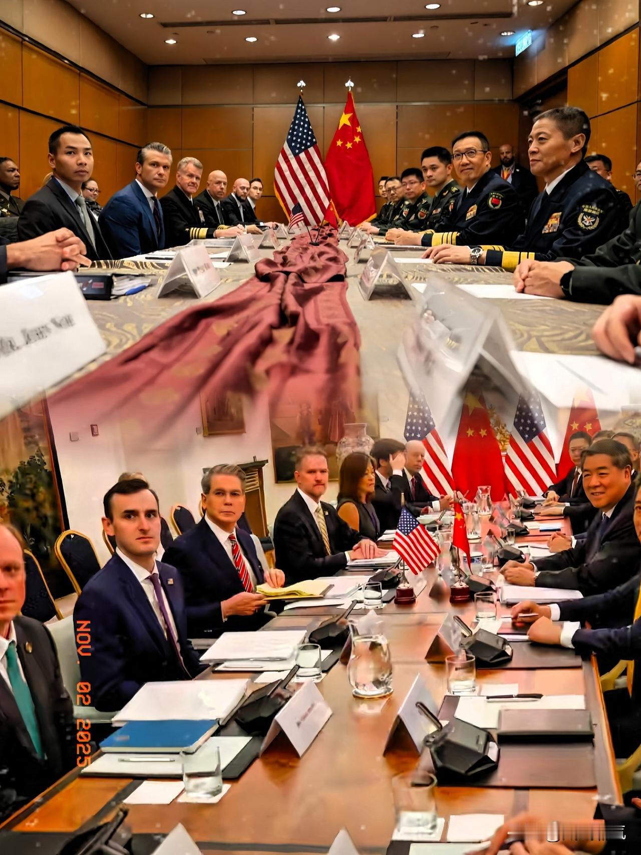 中方与美方都高层两次会晤我们可以看出一个细节，也是非常让人比较意外的。从政客高层