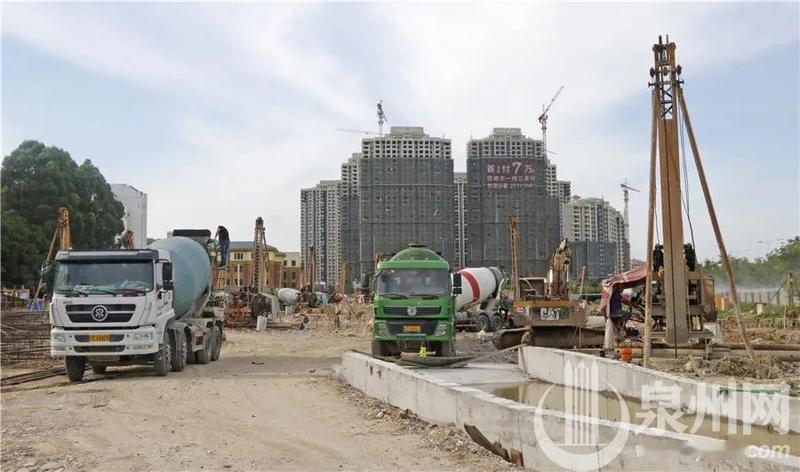 中闽大地科技研发总部（泉州信息工程学院科技园）坐落于泉州洛江区万安丰海路的中闽