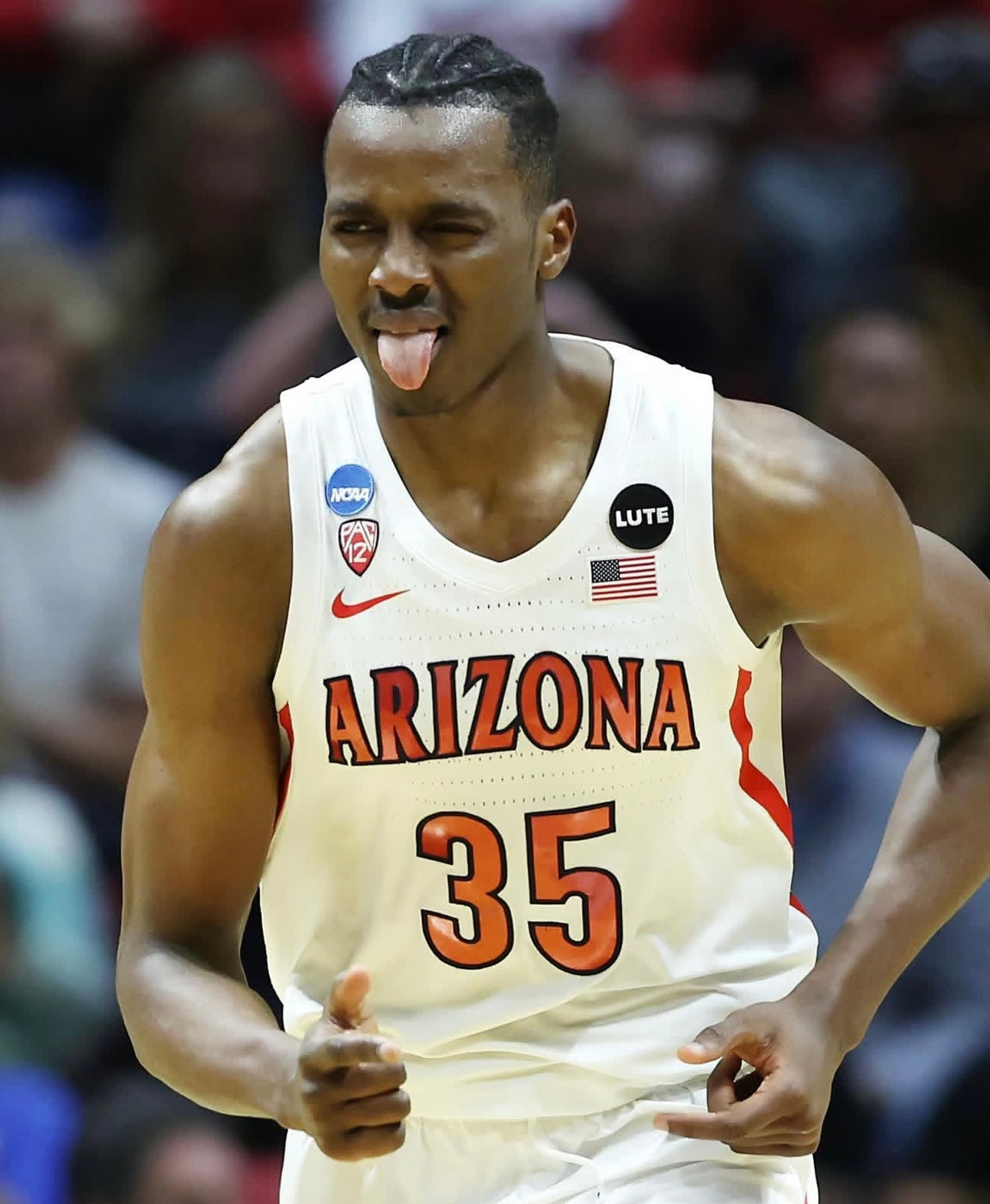 篮天下老鹰队的疯狂三月，表情三人组Imagesviaatlhawks云南