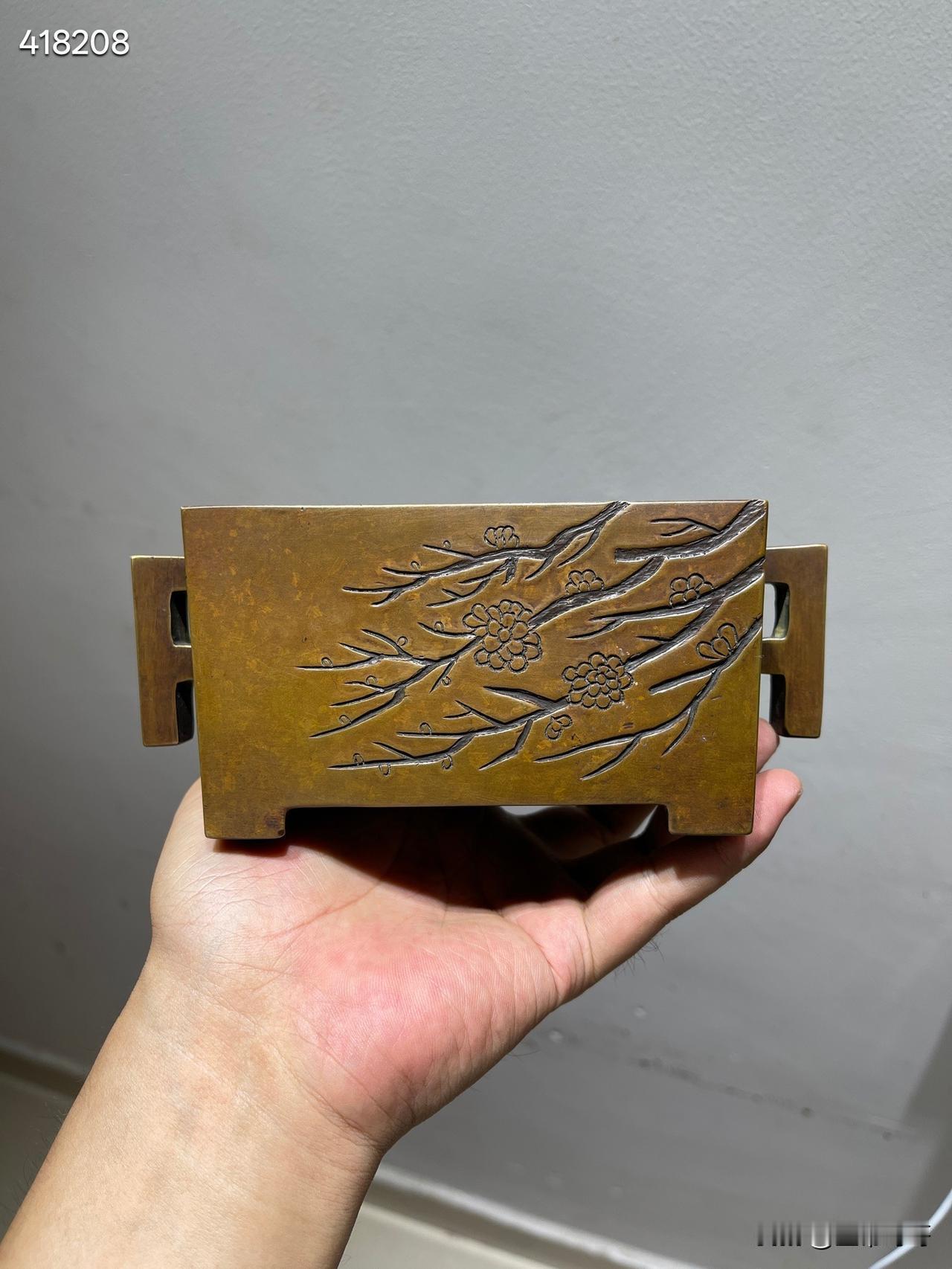 清私家款梅花马槽炉尺寸：高7.5cm，长13cm，宽8.8cm，重1831