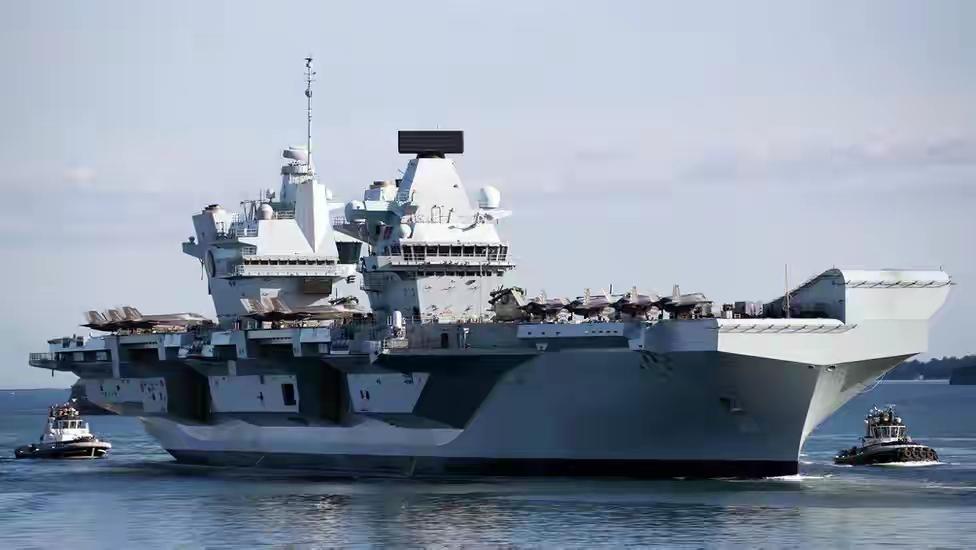 福特号已由苏伊士入红海，胡塞是放行还是开火？三航母压向中东，时间点卡在本周末。