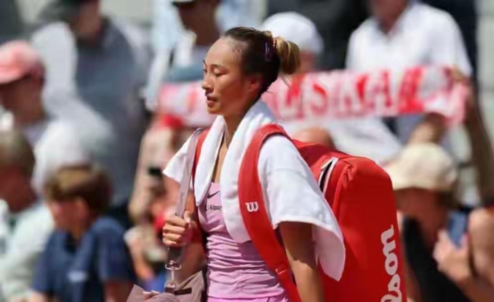 说实话，谁能料到，曾是世界第四、奥运冠军的郑钦文，现在连WTA1000赛的资格赛
