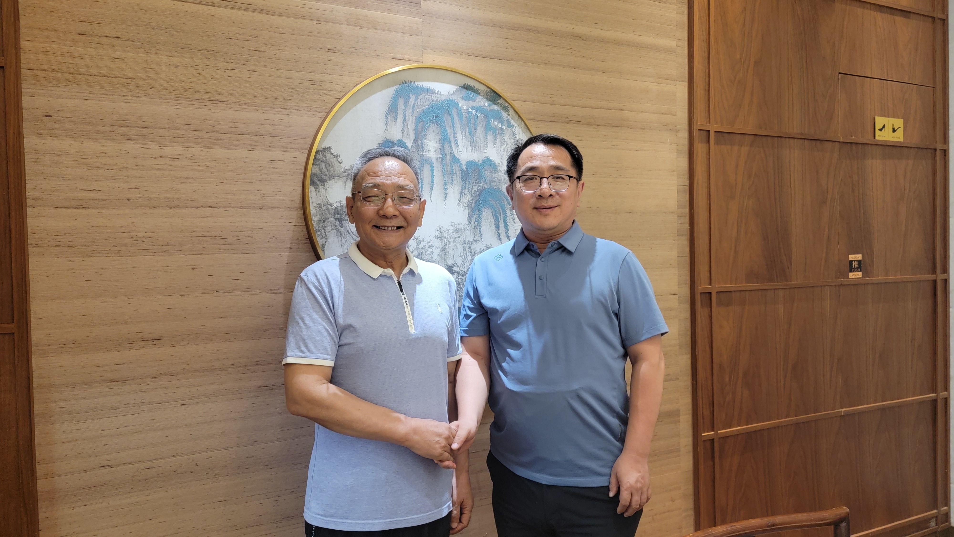 引经药歌诀十二经补泻温凉引经药歌心经问君何药补心经，远志山药共麦冬，枣仁当归