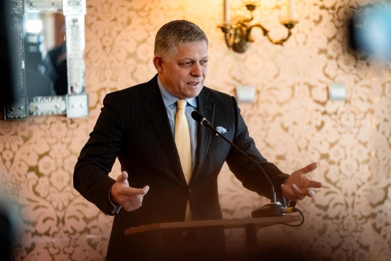 斯洛伐克总理菲佐在政府会议上表示，如果乌克兰无意让俄罗斯石油通过“友谊”输油管道