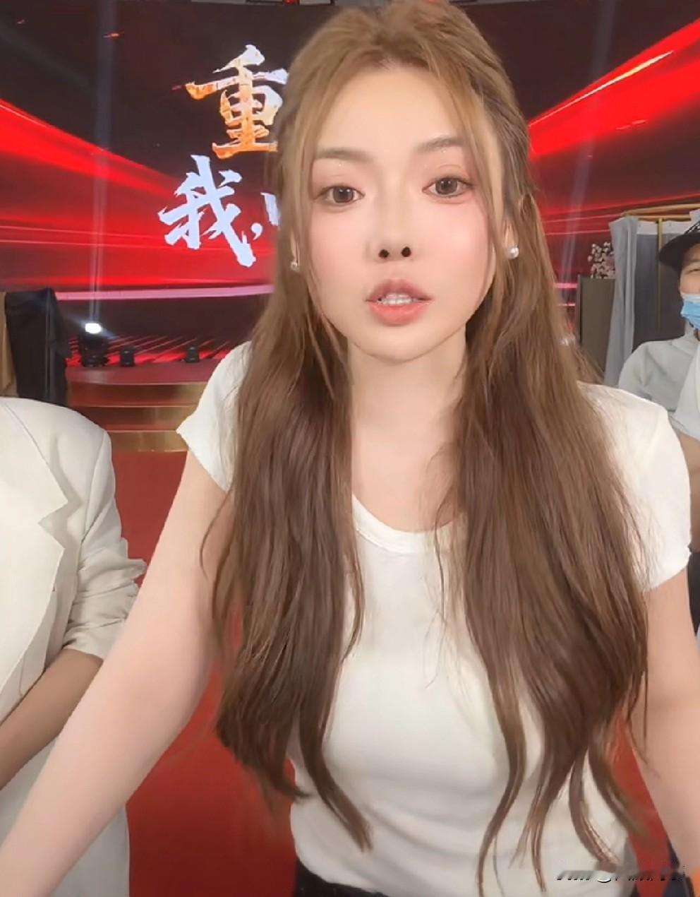 蛋蛋讲述没离开辛选，这四个月脑子和心理出问题，语言功能障碍奔走各国治病！