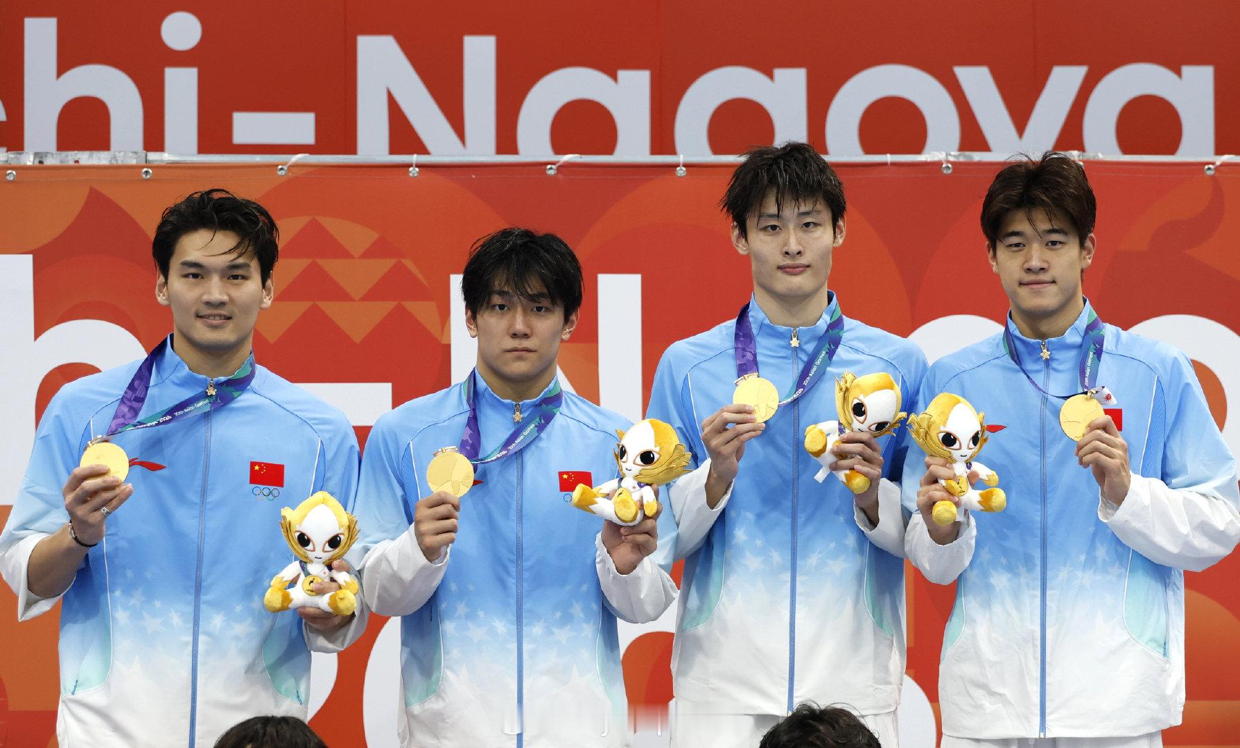 【第31金！男子混合泳接力中国四连冠】#2026亚运金牌速递##中国队男子100米混接金牌#​​​​