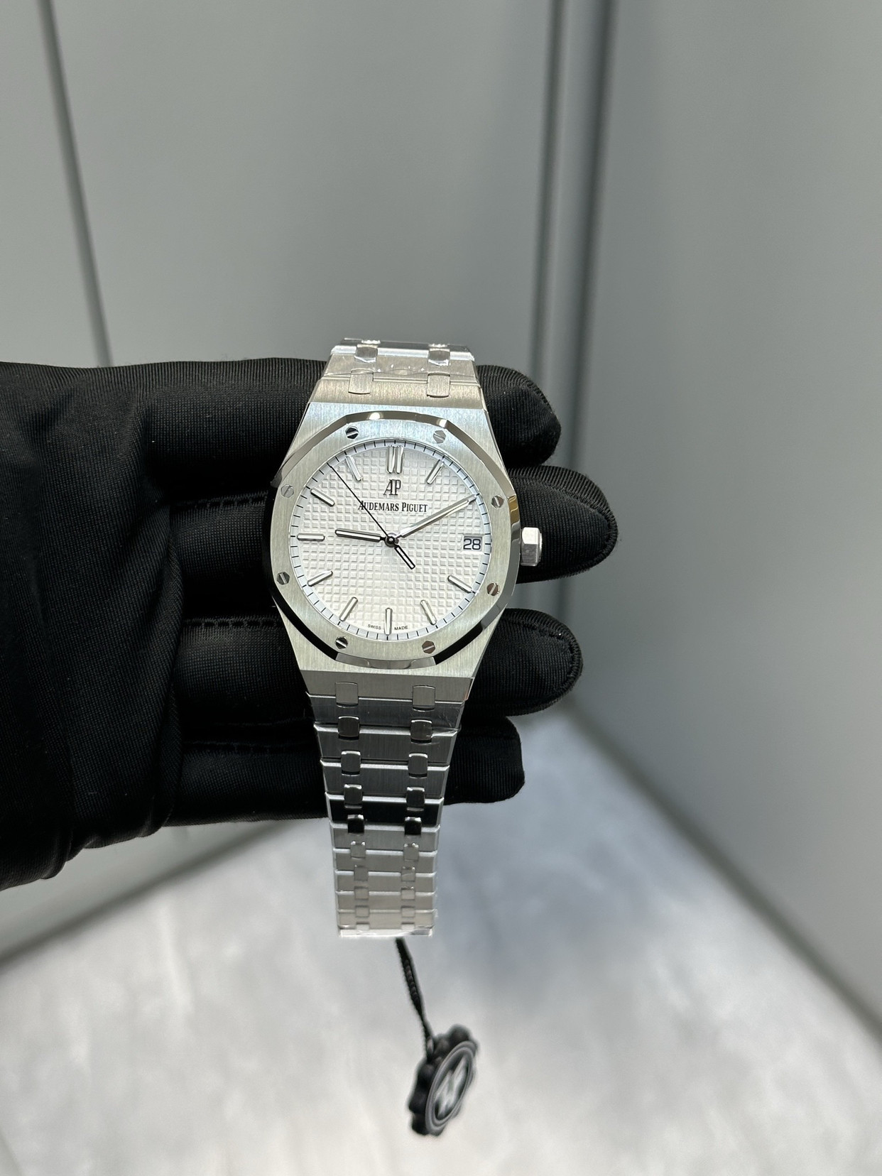 经典再进化：爱彼皇家橡树15500ST腕表爱彼（AudemarsPiguet）皇家橡树系列一直是奢华