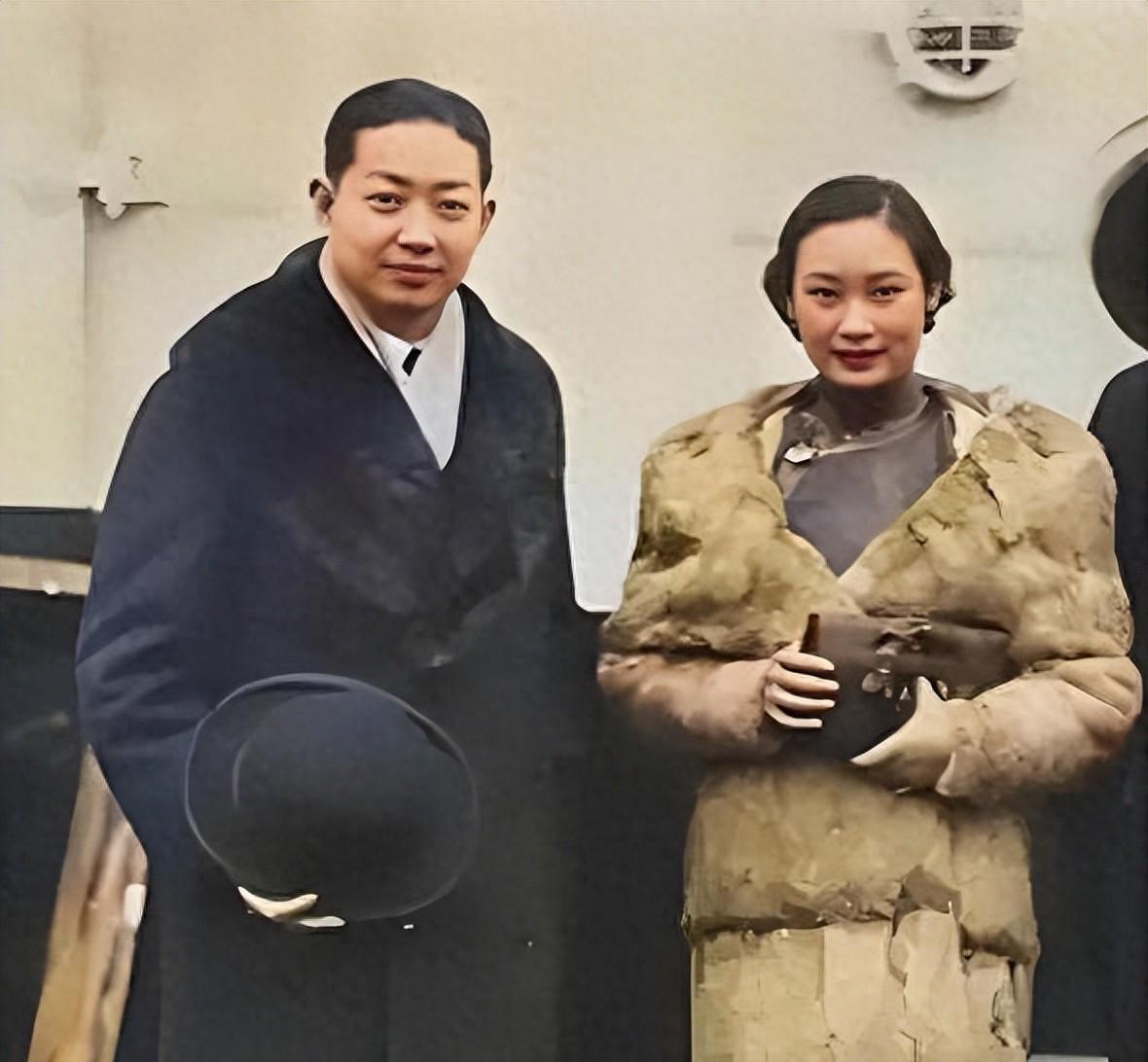 胡蝶到底有多美？1935年27岁的她与梅兰芳合影，气质极为出众，让人难忘！19