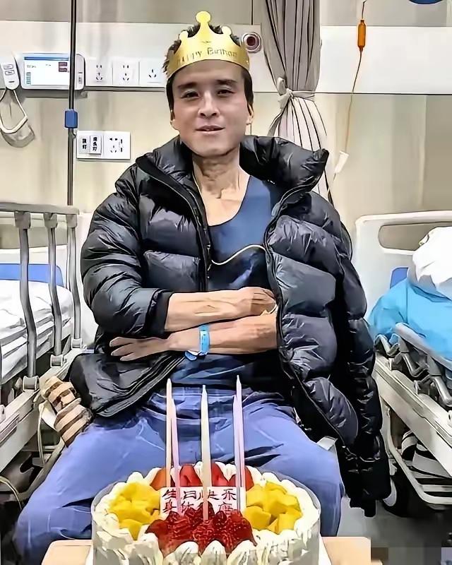 泪目！陕西47岁肝癌男子死后，工友替他收拾工具时，才发现这个秘密赵卫东走那天，