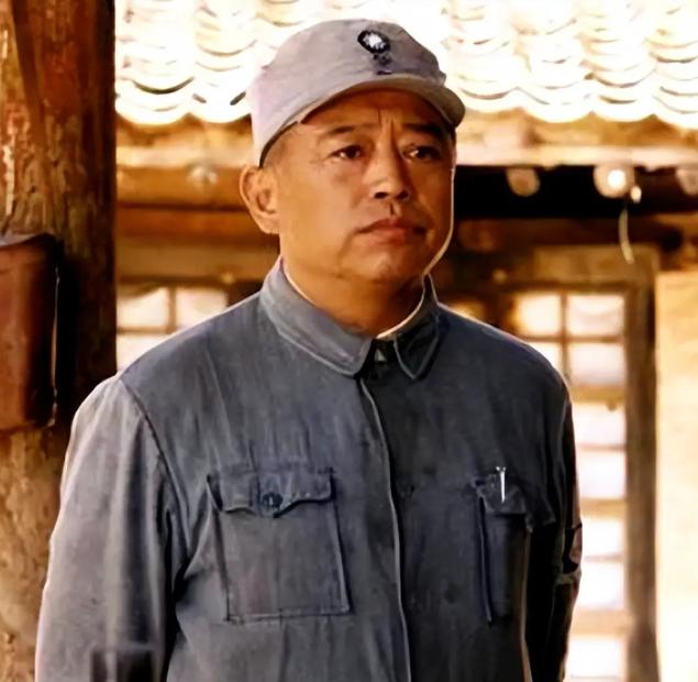 1948年3月的一天，彭德怀在瓦子街看到刘戡的尸体，说：他当年为救我们一名同志，