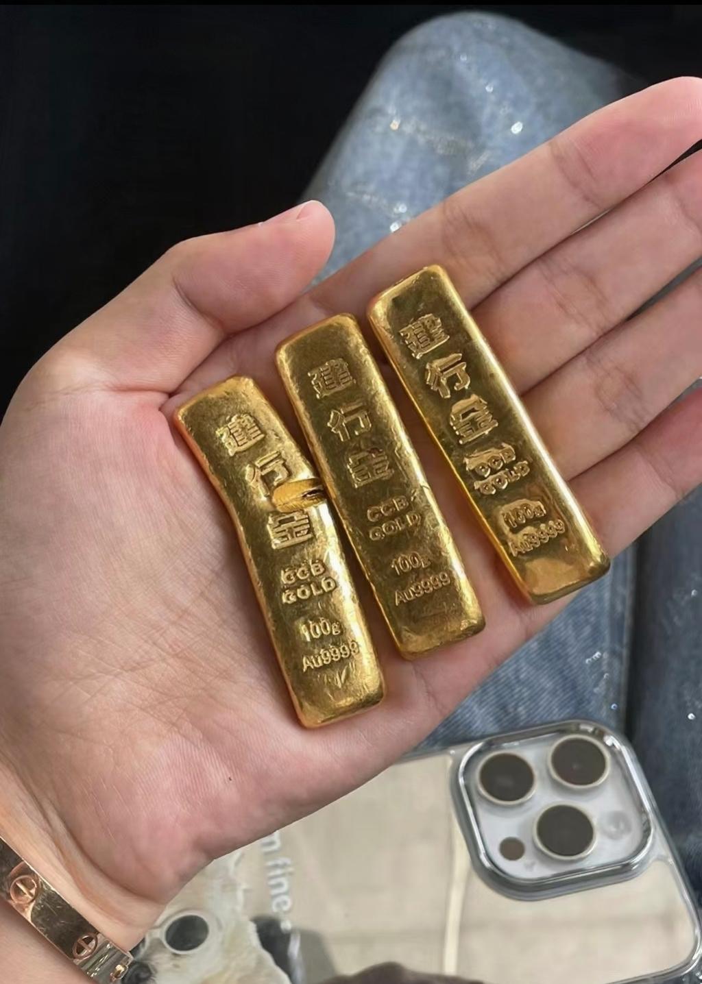 终于知道，为什么穷人玩不了黄金了，不是因为穷买不起，而是他们认为黄金能挣钱