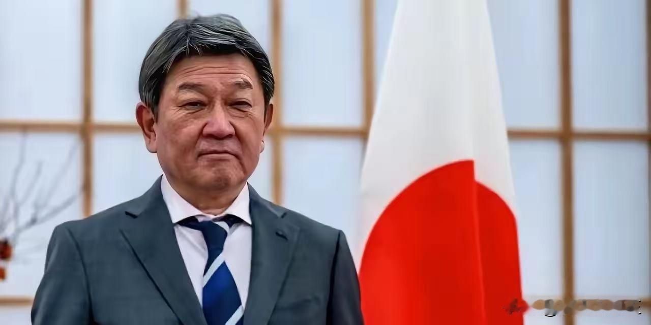 就在刚刚。日本外相突然表态了。据媒体报道，他在回答凤凰卫视记者时称：首相不会