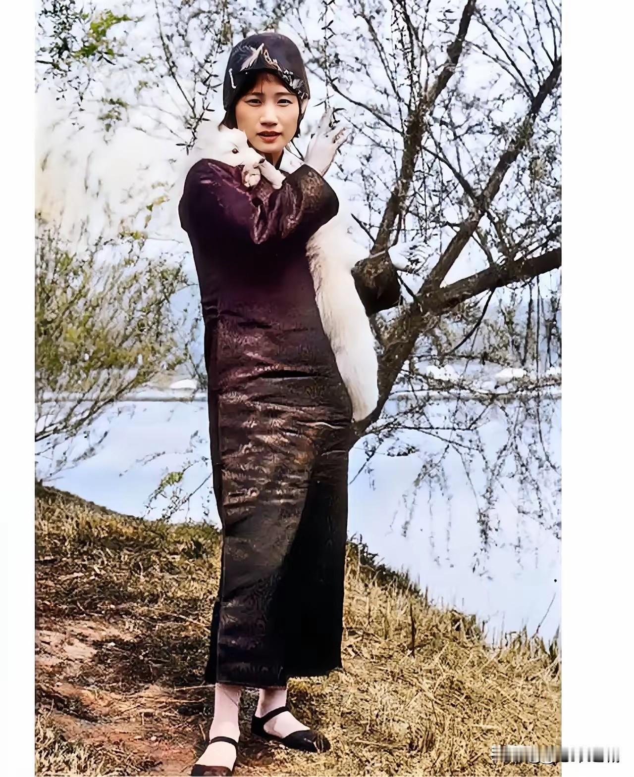 金庸小说里，表哥似乎都不是好东西，当时的世家小姐最该防的就是这种人。可见表哥这种