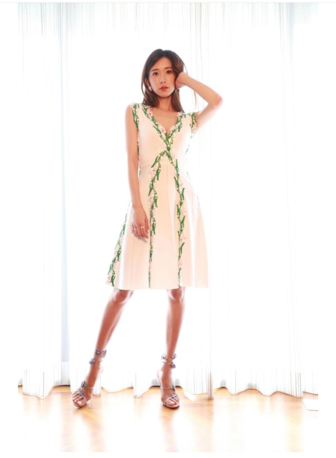 林志玲，除了拇指有点外翻，不论从颜值，还是身高都是无可挑剔的。