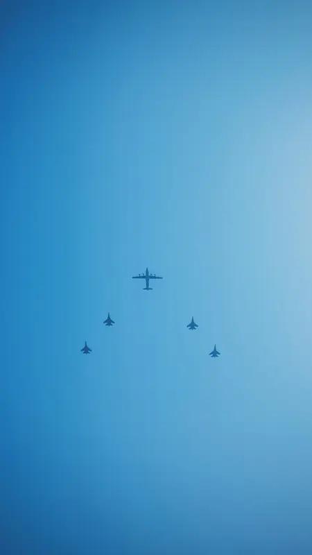 3月15日综合报道据台防务部门今日发布的最新动态，在过去的24小时内，解放军在