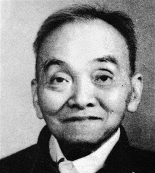 1949年，范纪曼被捕，不久被判死刑！行刑前一天晚上，他借口肚子疼，要上厕所，看