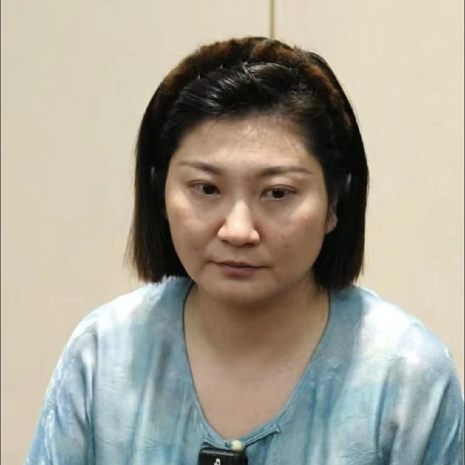特意查了一下王暖暖背后的经纪公司不查不知道，一查才知道这个公司，真的是个狠角