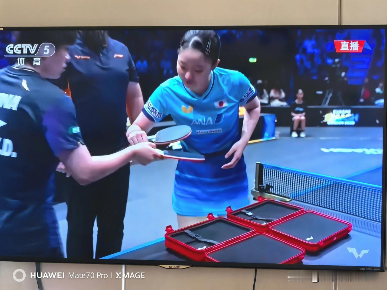 谁能告诉我，张本美和为什么与别人不一样？她这么做是为什么？为强化仪式感，比赛之