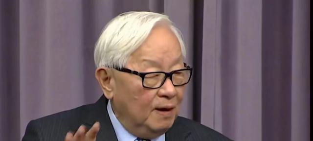 台积电创始人张仲谋在接受纽约时报采访时曾说过：美国、荷兰、日本、韩国以及台湾控制