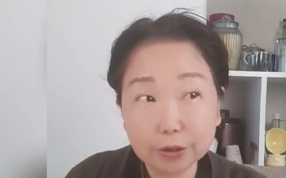 老杜和假证宽同上阵诋毁许敏！​假证宽：参加网络的有水军，你们直播的时候人多，骂