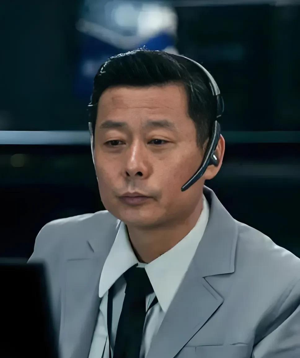 电视剧《扫毒风暴》，都为捉出“内鬼”松了一口气，可我觉得都还是高兴的太早了，