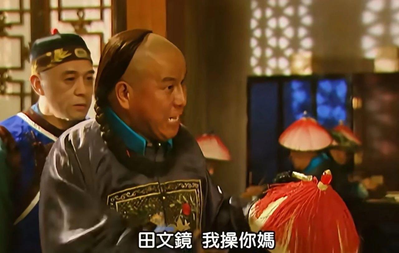 【琅河财经】我问了做电池检测的老同学，为什么现在充电宝总出事。​​他摘了手套