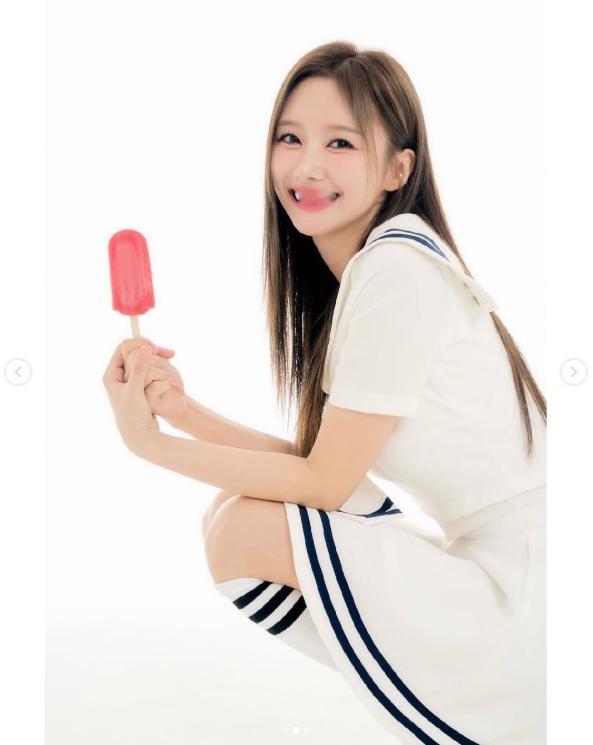 LCK美女主持尹秀彬晒照：一起迎接盛夏！好看捏2025LCK英雄联盟竞技游戏​