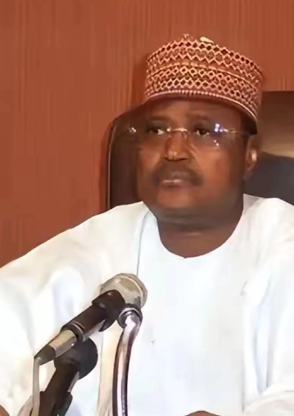 又养出一“白眼狼”？​赖账中国4亿美金，赶走中企高管后，竟然还好意思喊话：希望